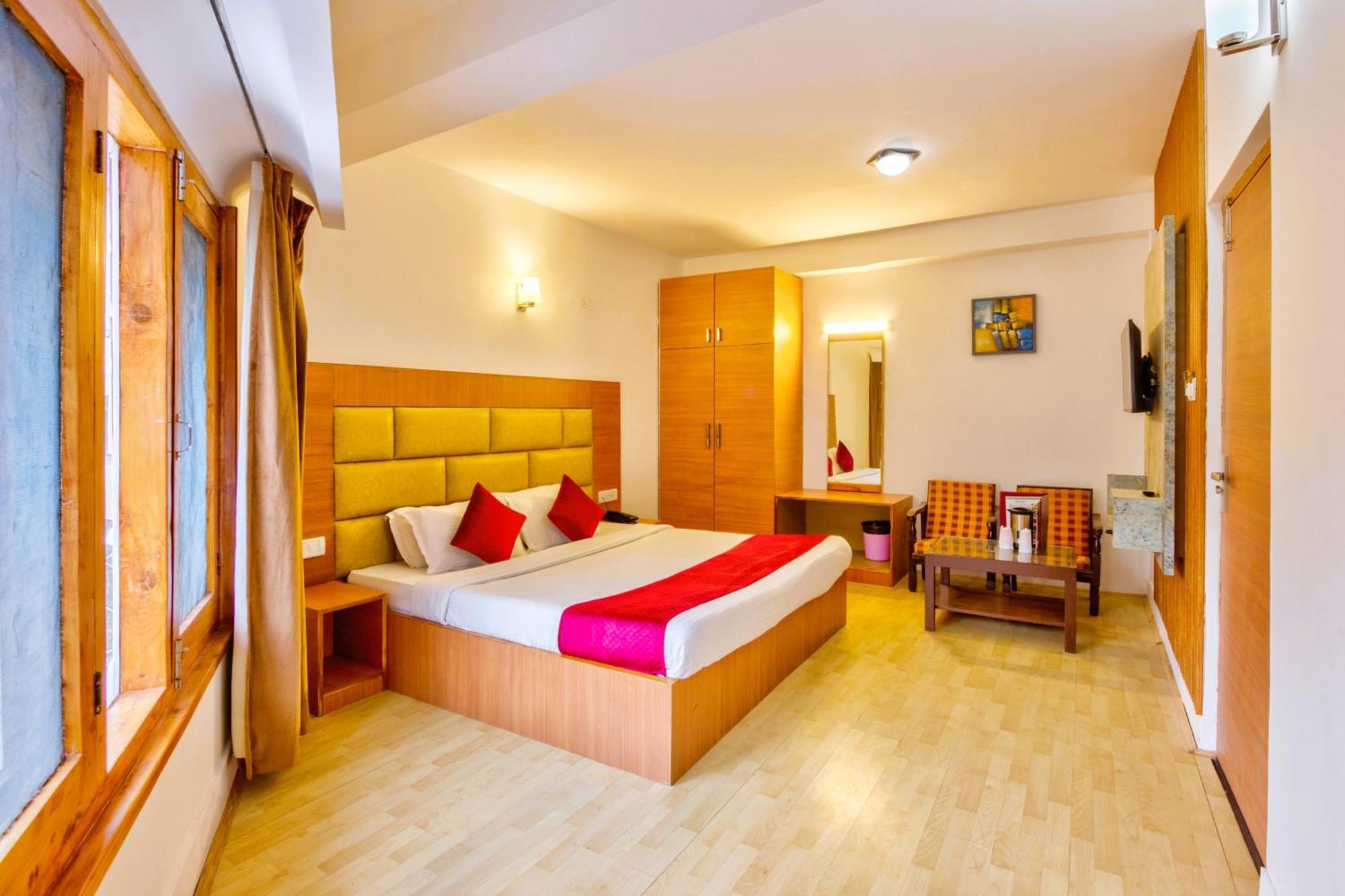 Hotel Greenfields Manali  Bagian luar foto