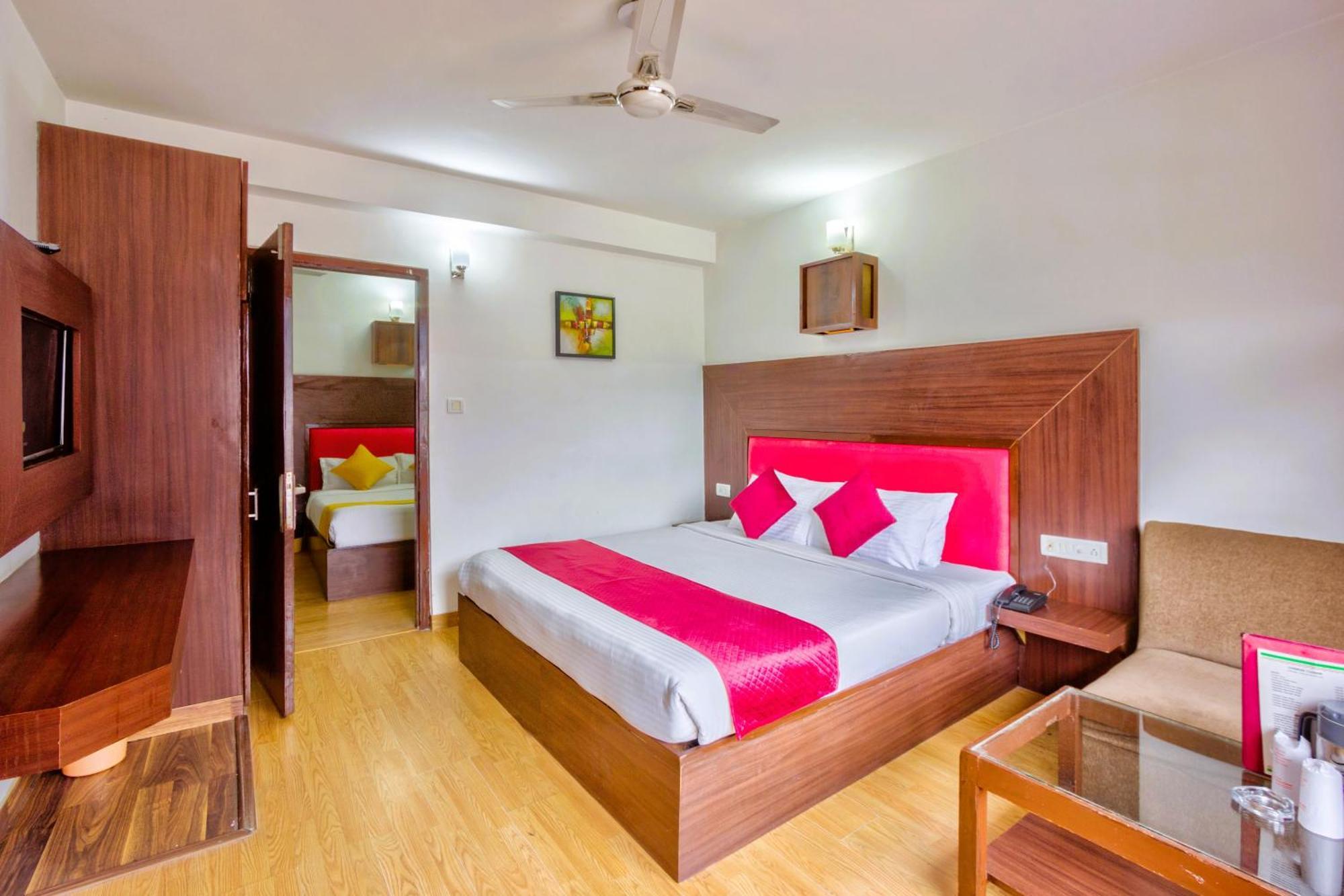 Hotel Greenfields Manali  Bagian luar foto